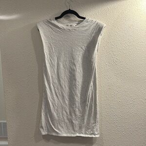 Babaton Shoulder Pad T-Shirt Dress